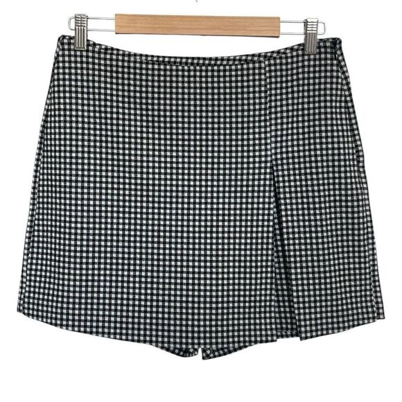 CAbi 5593 Black Gingham Check Plaid Tee Time Slit Skort Skirt Size 8  SKU 5593 - Picture 1 of 8